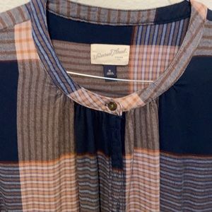 🍁 Universal Thread Plaid Flannel Top